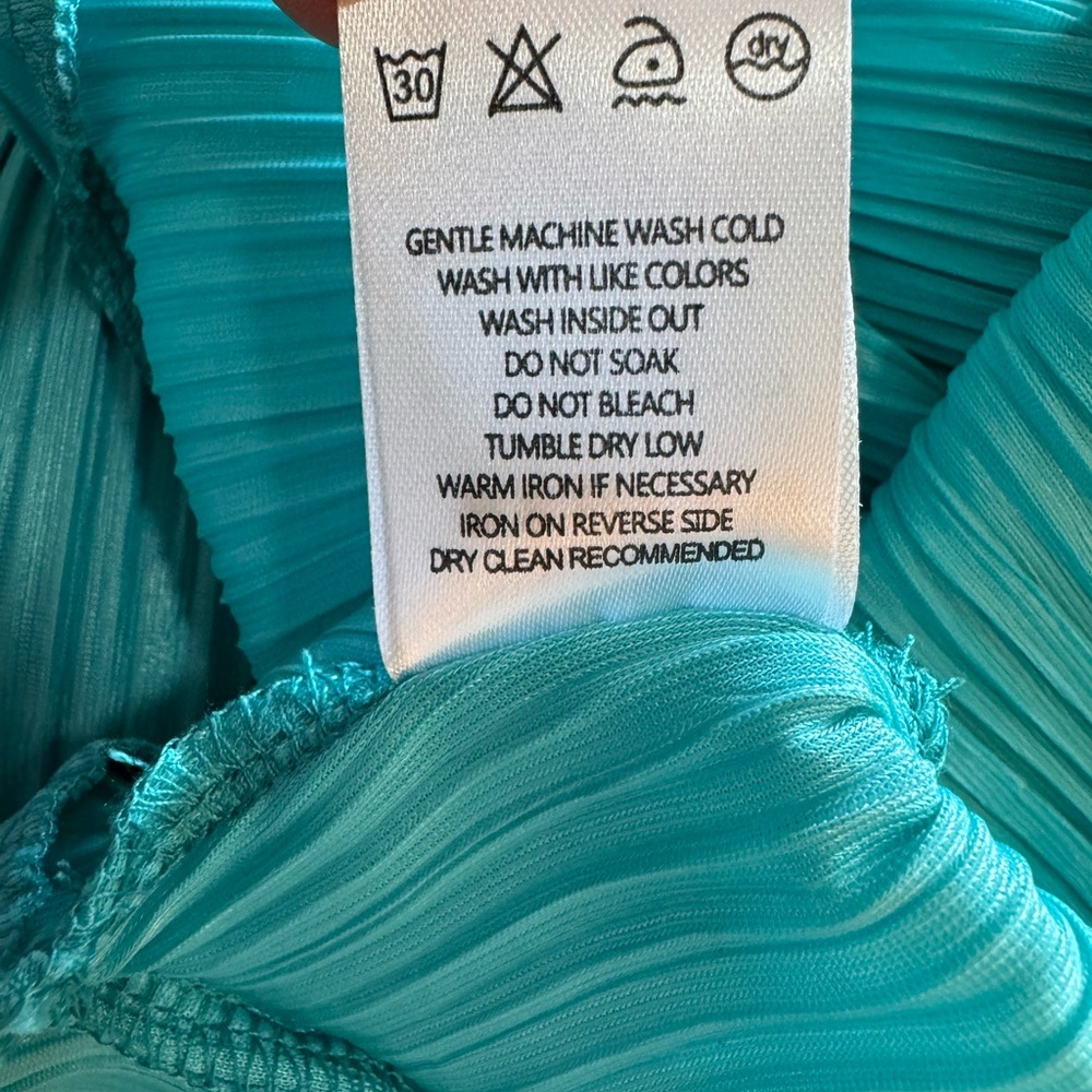 NWT Beulah Turquoise Pleated Top & Skirt Set One Size - Picture 11 of 16